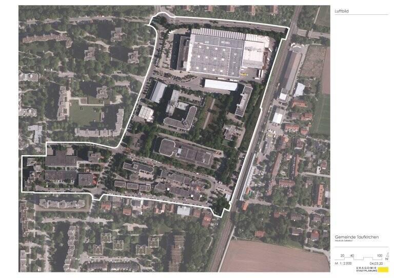Das Planungsgebiet umfasst insgesamt eine Größe von ca. 12,6 ha und wird im Osten durch die Bahnlinie, im Süden durch die Eschen- und Wildapfelstraße, im Westen durch den zentralen Grünzug und den Lindenring sowie im Norden durch die Waldstraße begrenzt.